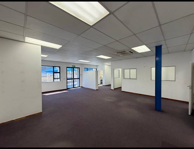 375M² WAREHOUSE TO LET IN BARBEQUE DOWNS